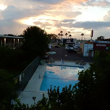 Siesta Inn Mcallen Kültér fotó