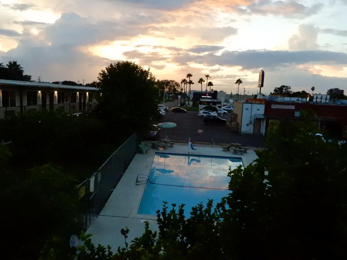 Siesta Inn Mcallen Kültér fotó
